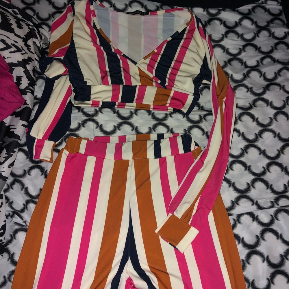 Boo Hoo Stripped Two Piece Set